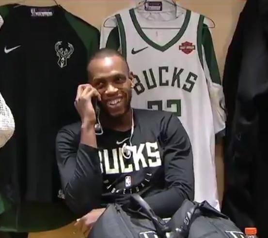 NBA常规赛：火箭119-96湖人丨【球星】詹姆斯vs火箭集锦 全场18分5助表现不佳难阻失利（NBA常规赛：火箭119-96击败湖人，詹姆斯18分5助难救主）