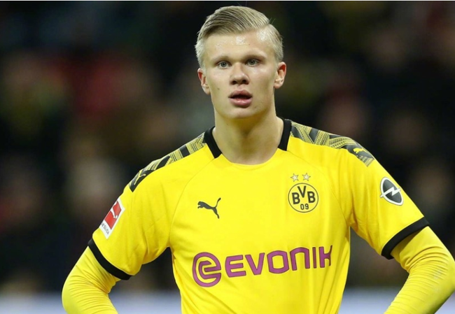 王钰栋新经纪公司：曾代理莱万、拜尔，旗下球员多在德国、瑞士踢球（王钰栋加盟新经纪：曾服务莱万、拜尔，客户多在德瑞联赛效力）