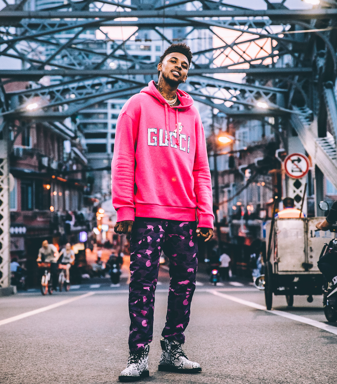 激情四溢的赛场，新疆队逆境逆袭（燃爆赛场，新疆队绝地逆转）