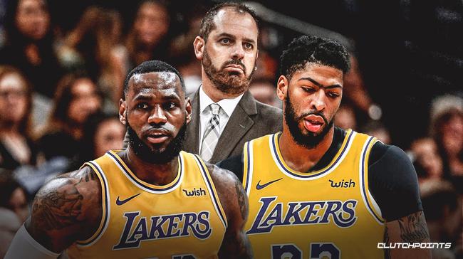 里夫斯17罚15中狂砍36分8助攻，湖人铩羽凯尔特人背靠背鏖战惨败（里夫斯17罚15中砍36分8助，湖人背靠背鏖战仍惨败于凯尔特人）