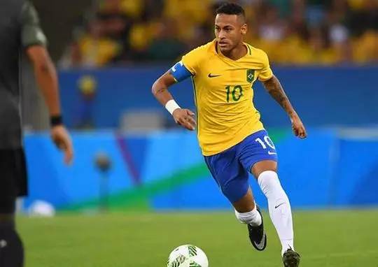 戴格诺特：在大比分领先的情况下，我们球队没有出现松懈（戴格诺特：即便大比分领先，我们依然保持专注）