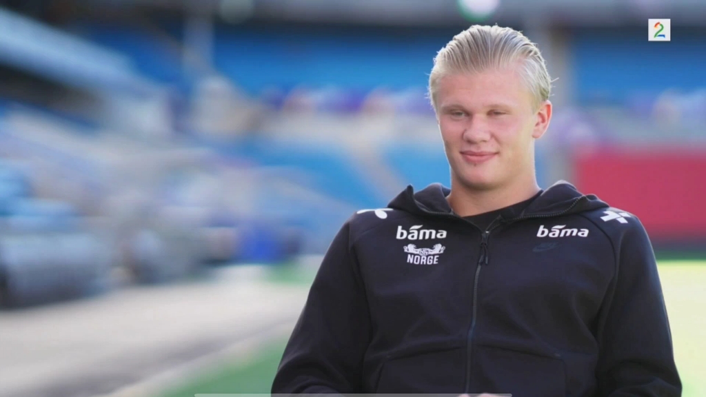 欧洲足球专家称赞瓦尔迪：他完美契合克雷莫内塞，能踢到41岁（欧洲足坛名家盛赞瓦尔迪：与克雷莫内塞完美契合，有望征战至41岁）