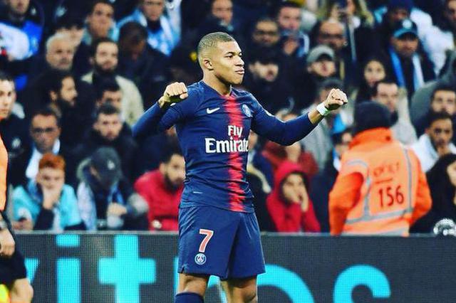 世界杯裁判名单公布，中国裁判再次入选（世界杯裁判名单出炉，中国裁判再度入围）