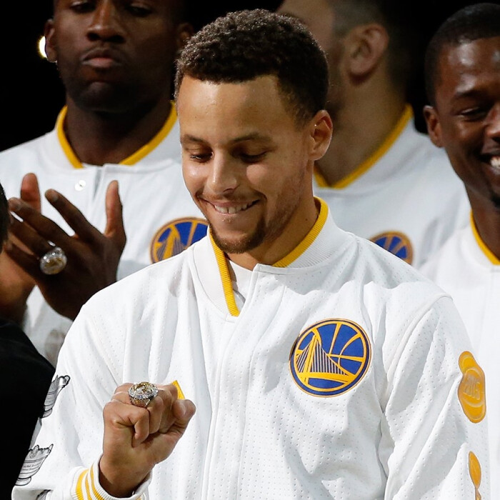 TA：巴萨会在冬窗保持相对平静，拉什福德可能在租借满后离队（TA：巴萨冬窗动作不大，拉什福德租期届满或将离队）