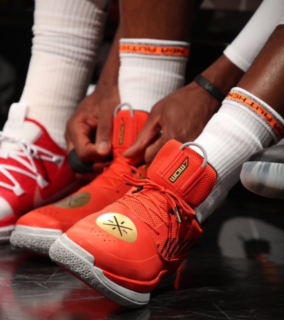 有机会吗？亚马尔19岁前欧冠已进7球，还差3球追平姆巴佩纪录（还有戏吗？19岁前欧冠已进7球的亚马尔距姆巴佩纪录仅差3球）