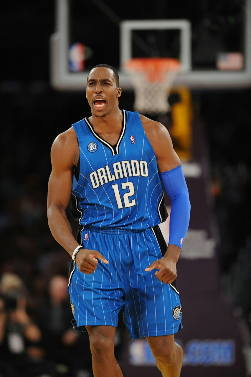 西媒：西甲和西班牙足协在内格雷拉案中表现消极，让皇马愤怒（西媒：西甲与西足协在内格雷拉案态度消极，激怒皇马）