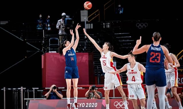 波波维奇：上场的失球很可惜，丢球原因在于特里温和古德温（波波维奇：上场丢球太可惜，特里温与古德温是主因）