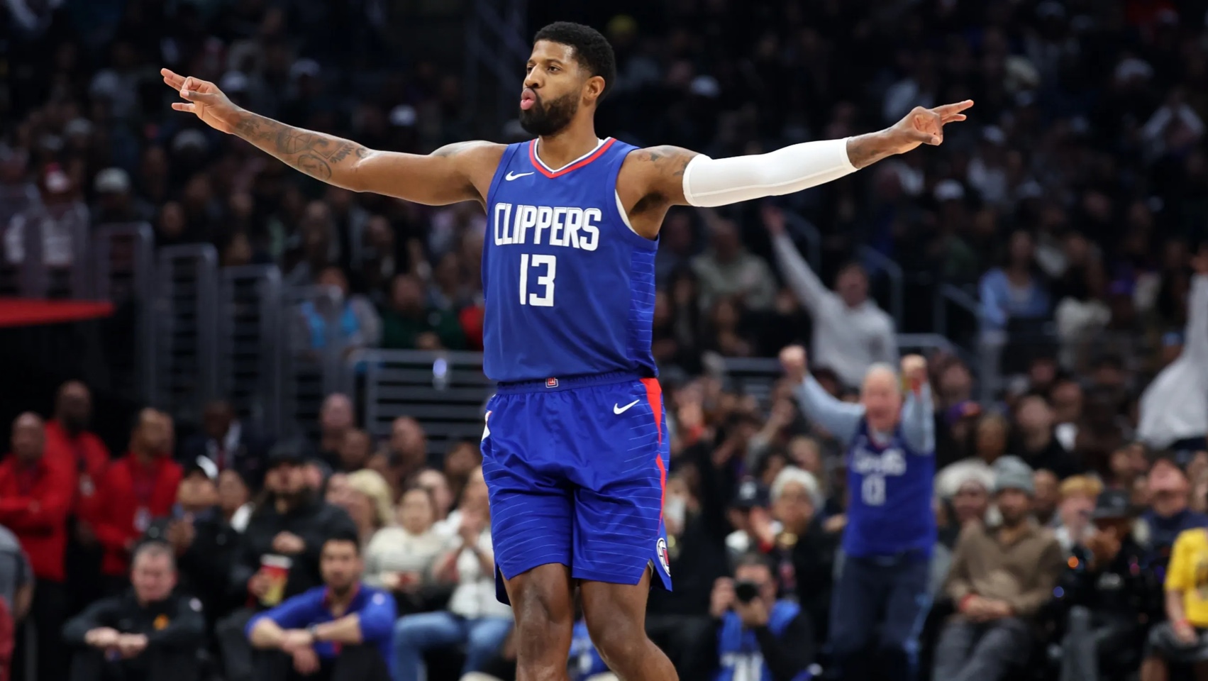 斯基拉：切尔西签下哈维-西蒙斯（斯基拉：切尔西完成哈维-西蒙斯签约）